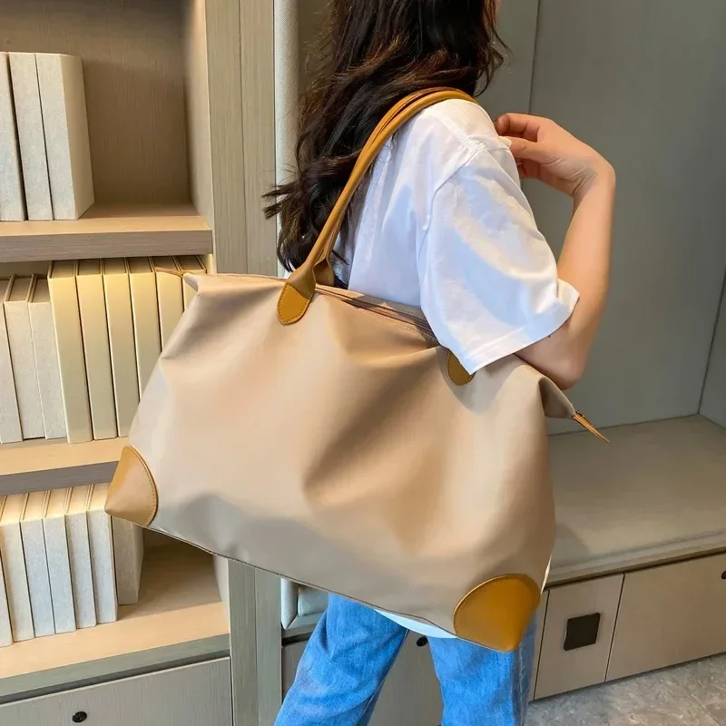 حقيبة سفر نسائية كبيرة الحجم و - مراجعة Dry Bag Waterproof وسعره